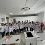 Mahasiswa Farmasi dan PPIIG UPR Kolaborasi Hasilkan Produk Kosmetik Khas Kalimantan Melalui Project Based Learning